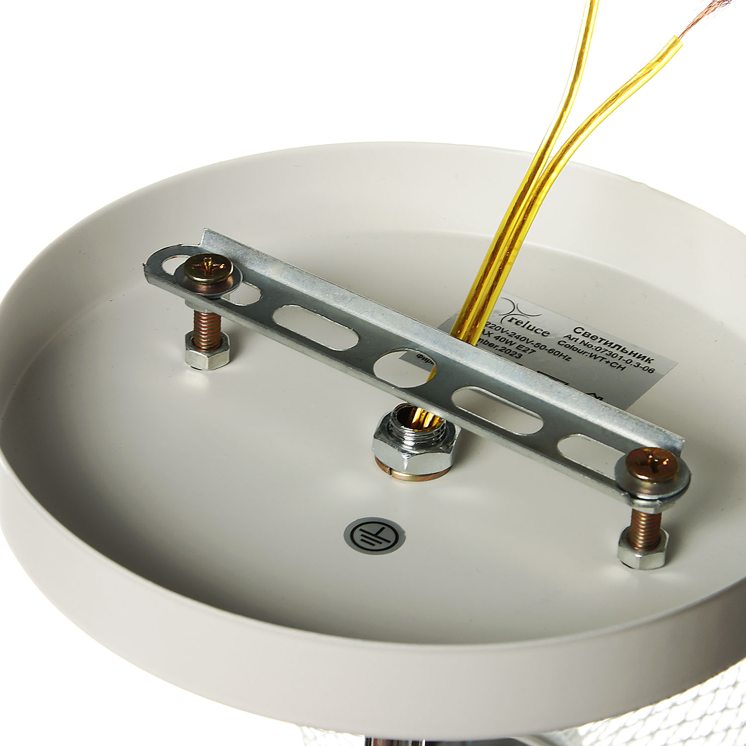 Люстра 07301-0.3-06 Е27 60Вт S=36м2  *1/2