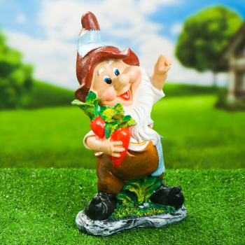 Садовая фигура "Гном с морковкой", МИКС 19х38см 4932822